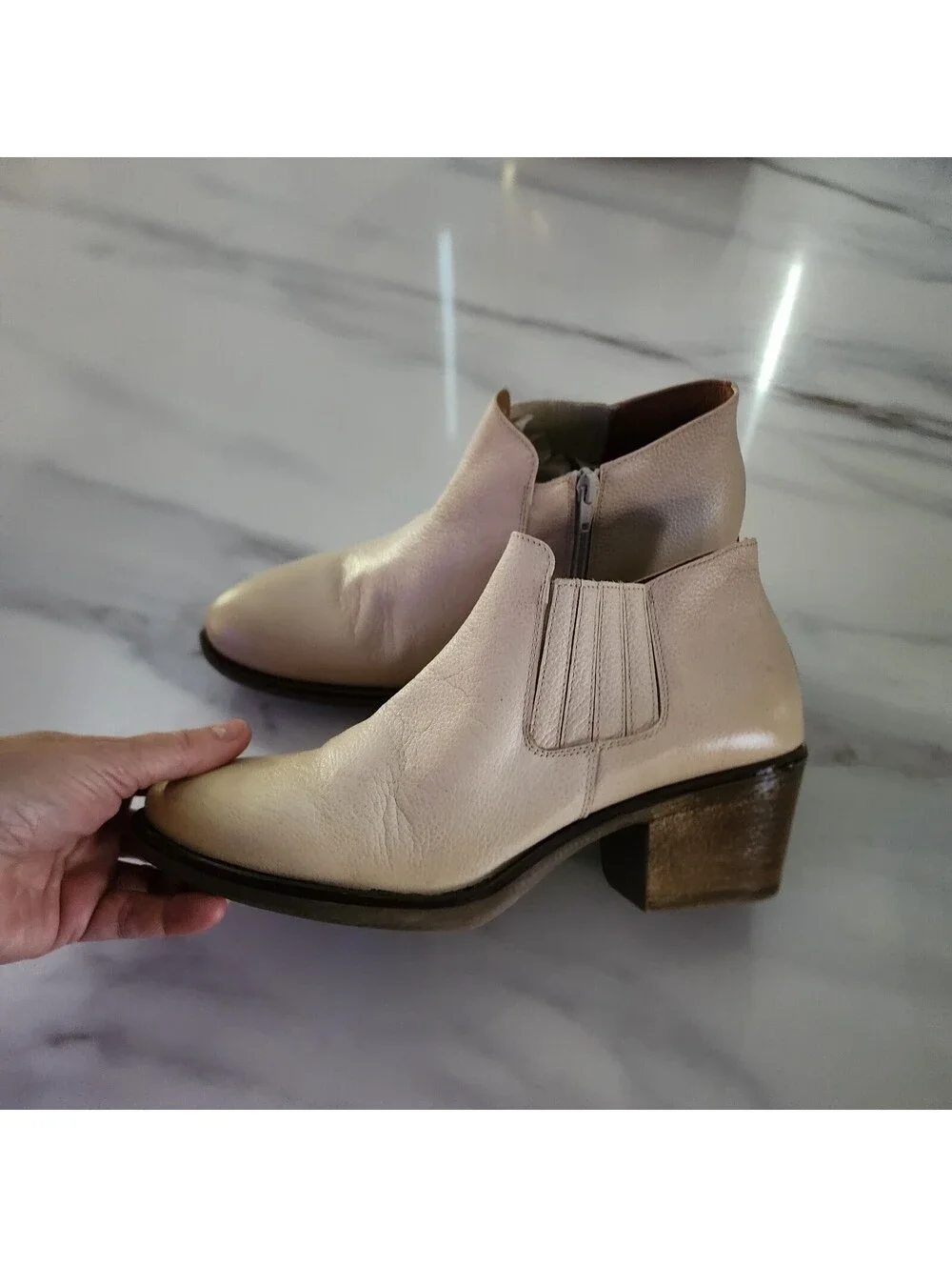 Miz Mooz Cream Leather Chelsea Ankle Boots US 10 EU 41 Spain